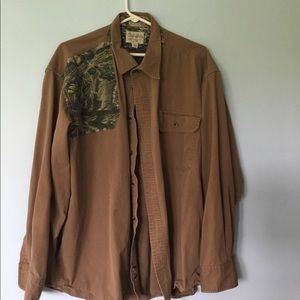 Cabela’s Men’s brown & camo hunting shirt duck